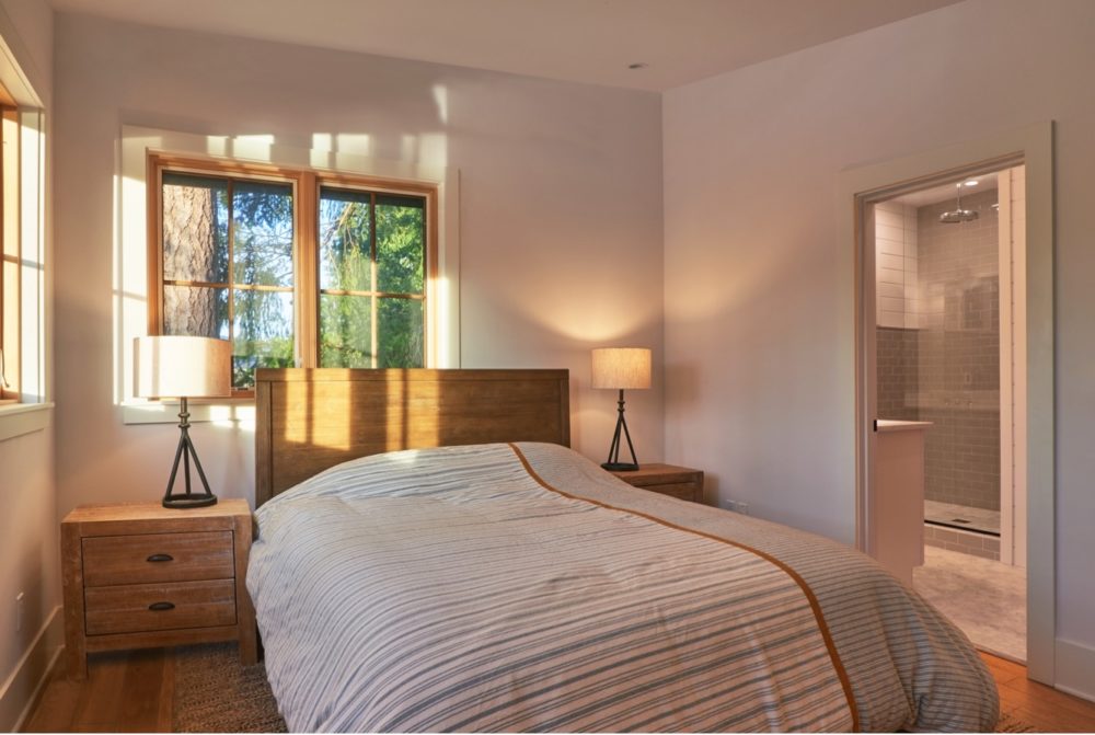 The upper bedroom.