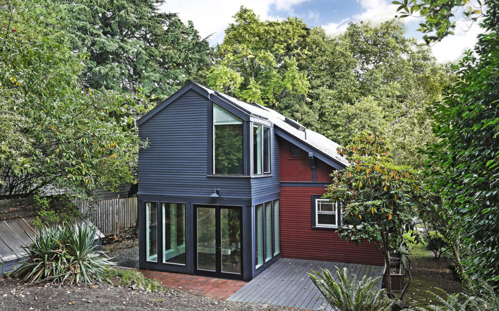An overview of the back of the house and deck.
